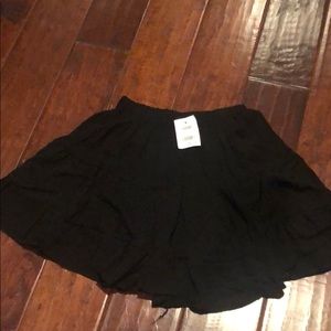Brandy Melville black flowy skirt